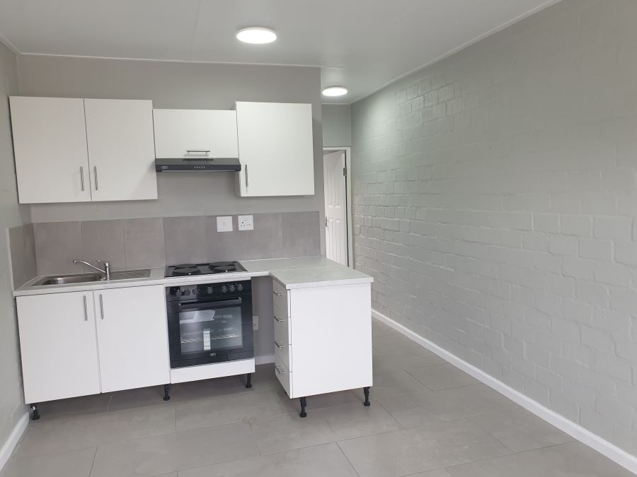 To Let 1 Bedroom Property for Rent in Diep River Western Cape